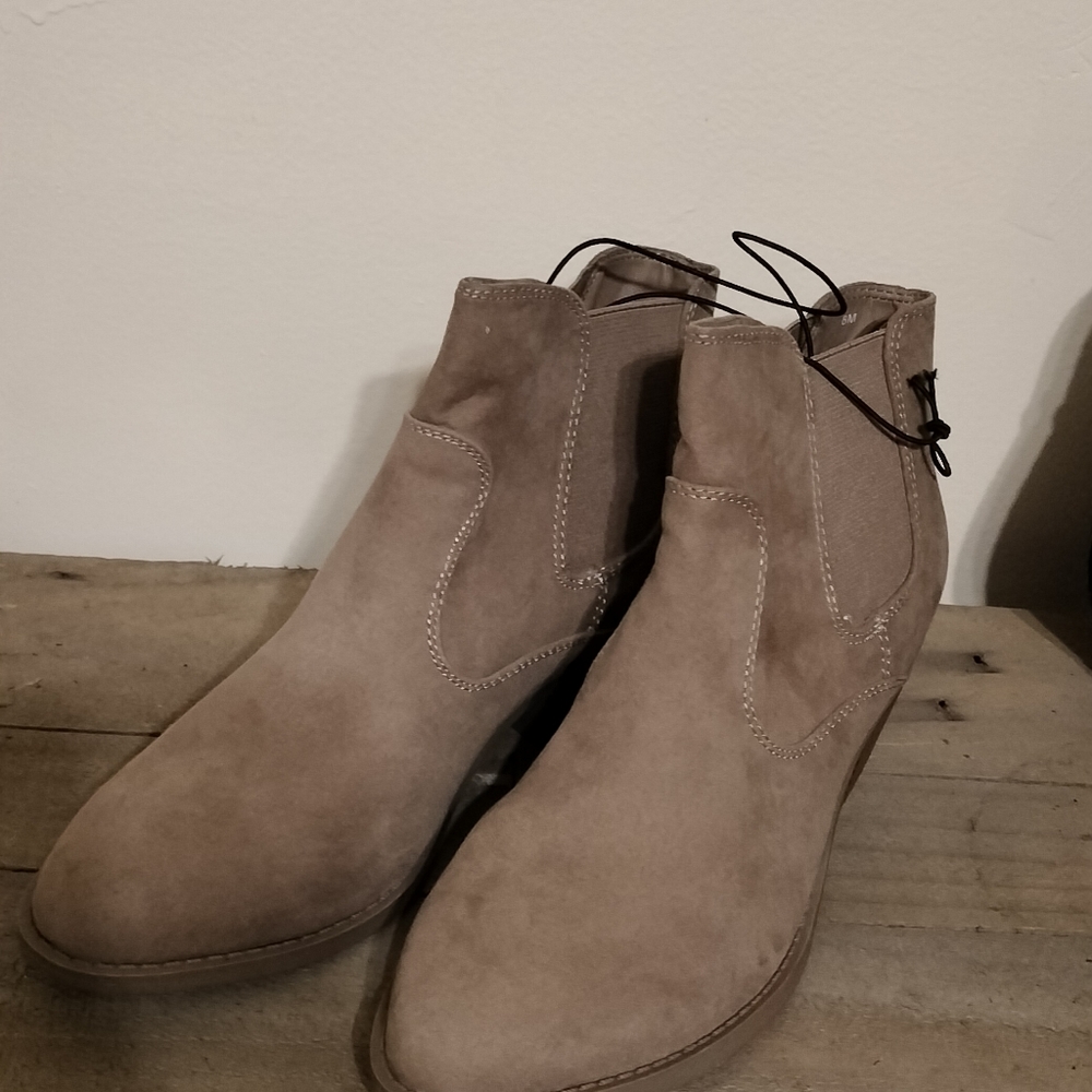 Light Brown Booties - image 2